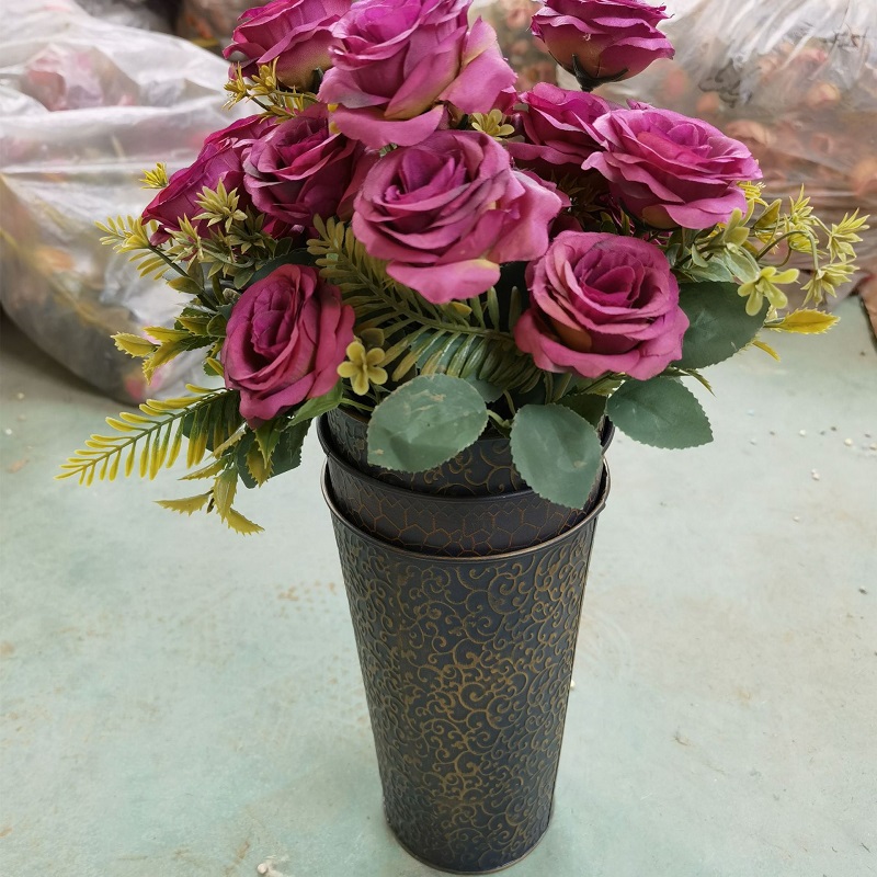 Rose garance