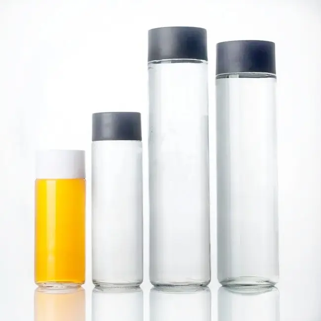 Botella de vidrio estilo Voss, botellas de jugo de vidrio con plástico redondo de alta calidad, botella fina de 500ml de altura para bebidas de jugo de manzana Noni