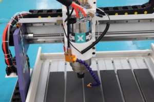 Enrutador CNC AKG6090 para procesar madera, plásticos acrílicos, MDF y metales blandos para carpintería, señalización, fabricación de modelos - Product Image 5