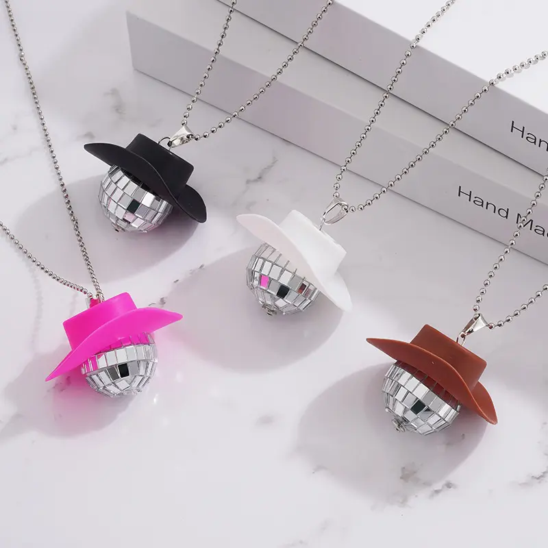 Hstyle 1970s Disco Ball Collares Disco Party Favor Pink Cowboy Hat Disco Ball Collar para despedida de soltera Decoración SD598