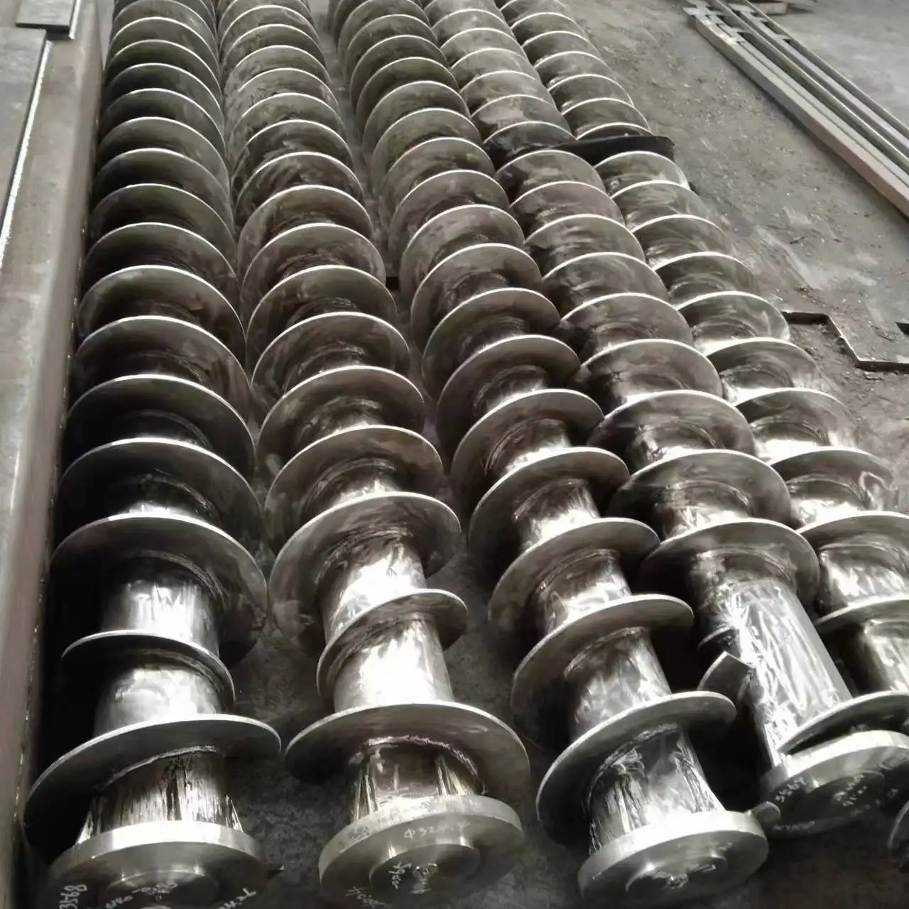 Cnc Piezas de aluminio personalizadas Servicio de torneado Precisión Metal Acero Alto latón Perfil extruido inoxidable/P Mecanizado plano de madera
