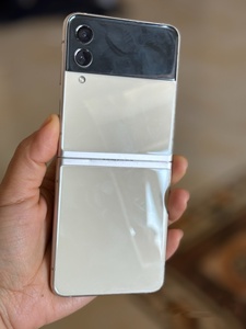 โทรศัพท์แอนดรอยด์พลิกพลิกพลิก2 3 4 5g Z 3ซิมคู่ปลดล็อคแบบไดนามิก AMOLED 5G สำหรับ Sams Z flip 3