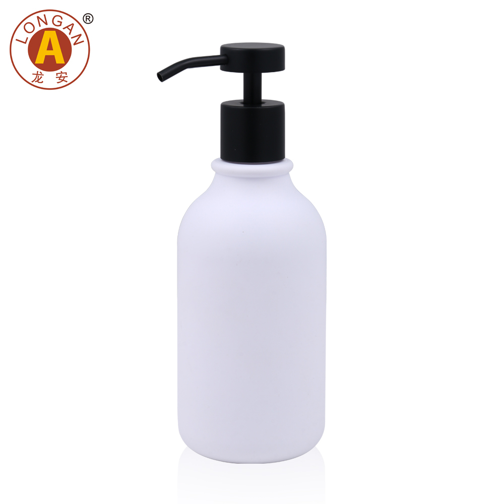 Flacon blanc + pompe à lotion noire (F15)
