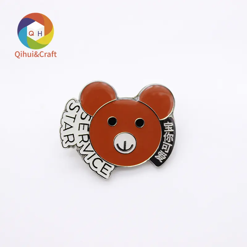Distintivo dell'ago dello smalto del mestiere della vernice al forno su ordinazione di alta qualità medaglione magnete fibbia polygonal bear logo Badge souvenir
