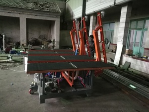 Tavolo automatico di carico e scarico in vetro a 3 bracci per taglio e rottura di pareti per macchine per la lavorazione del vetro - Product Image 4
