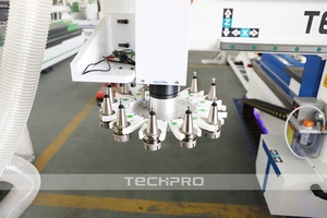 Corte de hoja de sierra ATC CNC Máquina de fabricación de gabinetes de anidamiento Carga y descarga automática Enrutador CNC con cambio automático de herramientas - Product Image 4