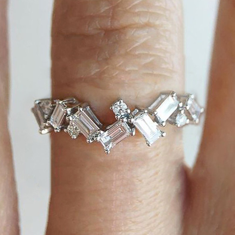 Q114 white gold