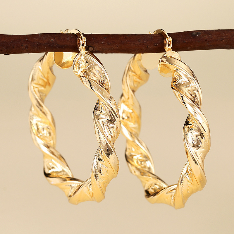 E4424 yellow gold