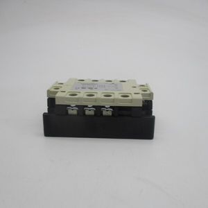 Yeni ve orijinal yeni ve orijinal RZ3A60D25 sensörü stokta depo PLC programlama denetleyici - Product Image 1