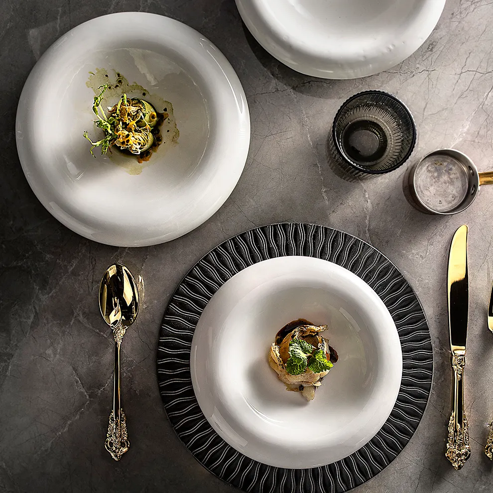 Piatti moderni per cibo in porcellana per feste stoviglie per banchetti dell'hotel cucina raffinata cucina creativa in ceramica bianca zuppe piatti del ristorante