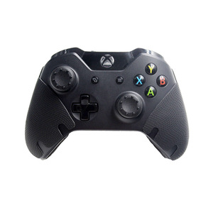 XboxOneおよびXboxシリーズXコントローラー用のパフォーマンスグリップ - Product Image 2
