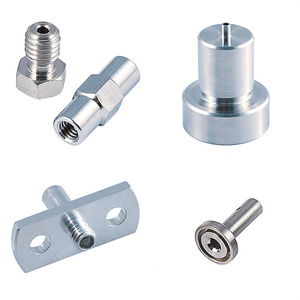 Torno <span class=keywords><strong>Cnc</strong></span> para procesamiento de metales Piezas de maquinaria central <span class=keywords><strong>Cnc</strong></span> personalizadas Torno automático Procesamiento de tornos automáticos de alta precisión - Product Image 3