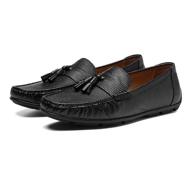 Classic Men Moccasin Shoes Black Leather Shoes Extra Light Breathable Casual Shoes For Men Wear