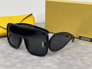 2025 Солнцезащитные очки женские негабаритные квадратные модные высококачественные роскошные дизайнерские женские солнцезащитные очки оптом - Product Image 2