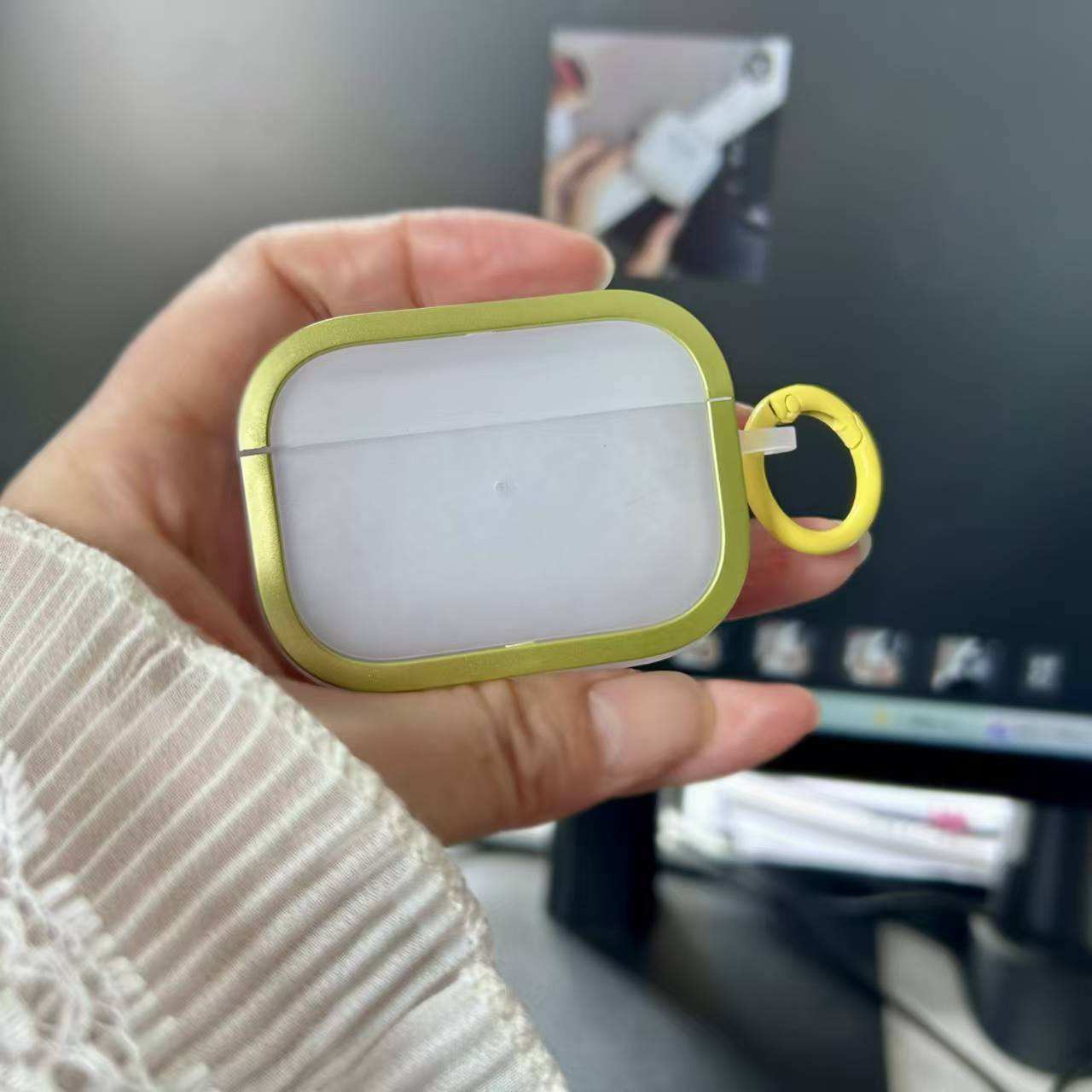 สีเหลือง