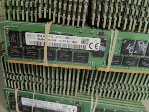 Original DDR4 16GB 2 Rx4 PC4-2133 Server Speicher REG ECC Funktion Gebraucht Lager - Product Image 4