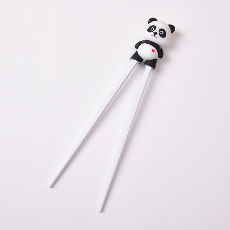 Panda blanco en forma de corazón