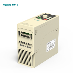 Entrada monofásica de 220V 380V a salida trifásica VFD 1.5kw controlador de bomba de pozo Placa de control de fresado una unidad de frecuencia variable - Product Image 5