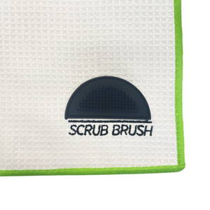2 in 1 çok fonksiyonlu hızlı kuru mikrofiber golf havlusu dahili kauçuk kulübü oluk temizleyici ile tahta fırçası - Product Image 2