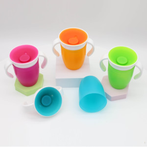 High Quality Magic <strong>Cup</strong> for Baby Learning to Drink LeakProof Silicone Water Bottle for 0-12 Months