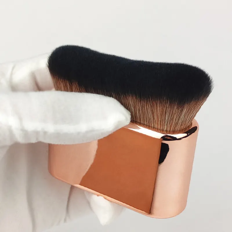 Miglior grande trucco largo angolo polvere angolato morbido pennello Blush nero manico in legno tane trucco singolo pacchetto singolo pennello individuale