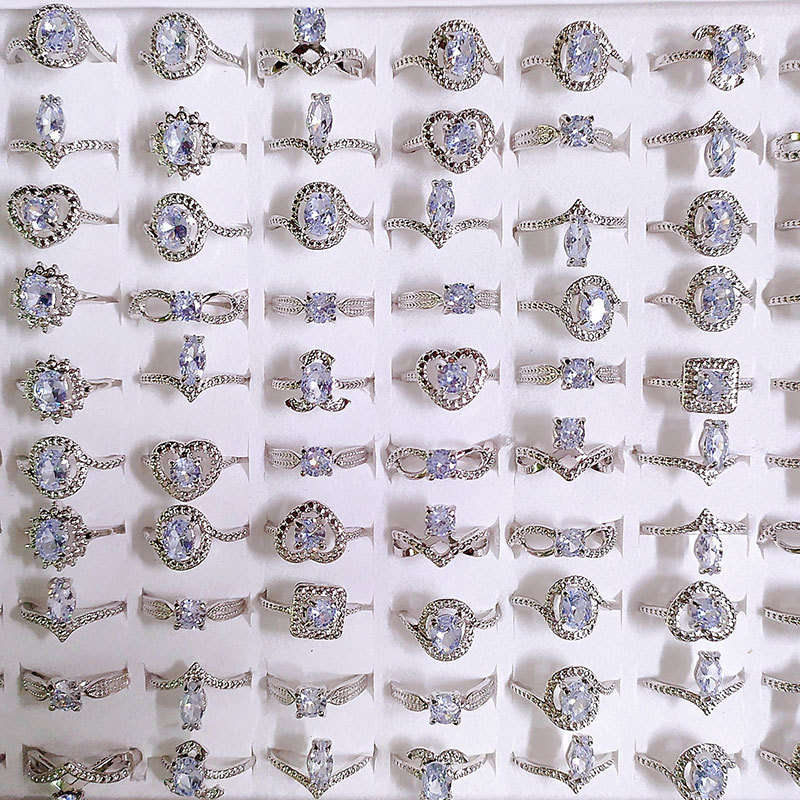 Random style-silver