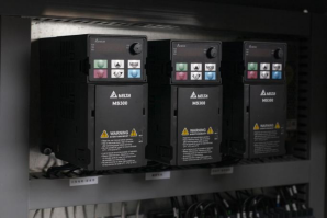 Profession elle Glas lade-und Entlade maschine für den Anschluss der automatischen Kantens chleif maschine - Product Image 5