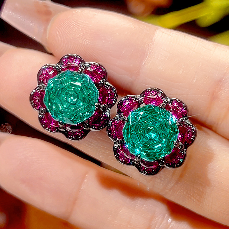 Boucles d'oreilles en or noir pour vert