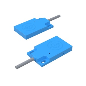 Sensor de nivel de líquido, sensor de capacitancia feul, tipo plano, 24VDC, IP67 - Product Image 2