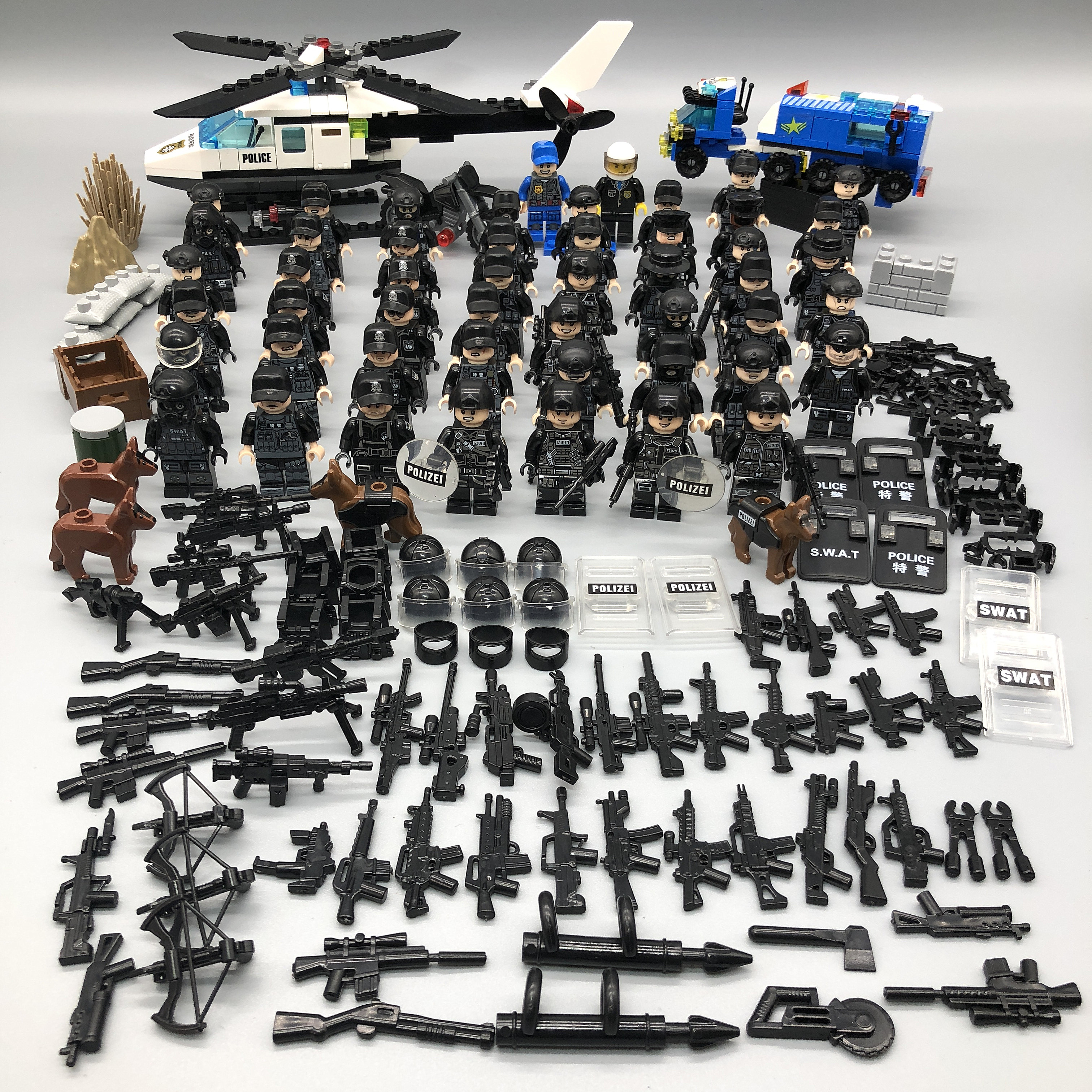 Unidad policial especial 52: modelos de helicópteros y coches.