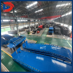 CE Mobile Boarding Bridge Manual Power Forklift <strong>Loading</strong> Ramp Used Lifting <strong>Platform</strong> Container <strong>Loading</strong> <strong>Unloading</strong> Storage Dock - Product Image 3