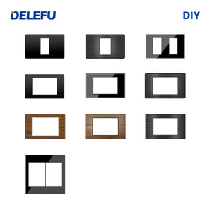 DELEFU Inglés Multi tres agujeros interruptor de enchufe estándar USB carga rápida tipo C clave DIY 4*2 4*4 módulo de función de panel negro