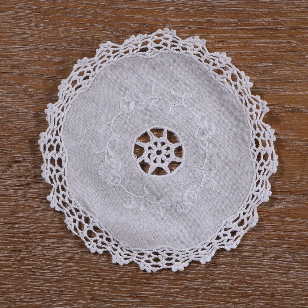 N060 :White 55%Ramie 45%Cotton Hand made Embroidery Crochet Cocktail Napkins 6 inch Round Coasters