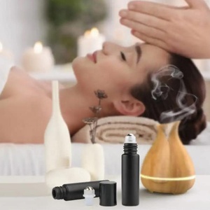 10 ml küçük y oung oturma parfüm roll-on şişe 10 ml buzlu mat siyah kristal uçucu yağ silindiri topu cam şişe üzerinde rulo - Product Image 4