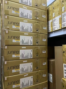 Juniper Network ORIGINAL USADO INTERRUPTOR DE RED DE 90% NUEVO equipo de red - Product Image 6