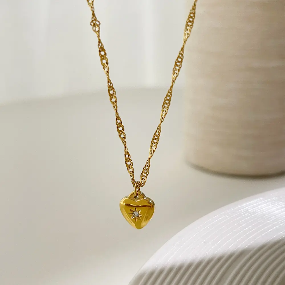 Collar de corazón de amor de acero inoxidable 316L para mujer, colgante de corazón sólido pequeño chapado en oro de 18k, joyería