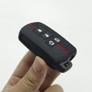 กระเป๋าใส่กุญแจอัจฉริยะทำจากซิลิโคนสำหรับ Toyota Corolla - Product Image 2