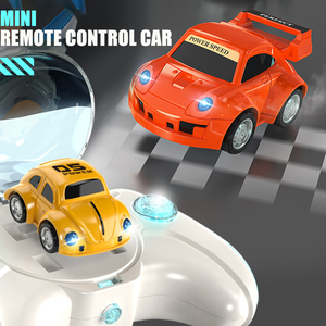 新着2.4G2チャンネルミニ収納可能ラジオリモコンダイキャストモデルカーおもちゃ4色リモコンドリフトカー - Product Image 3