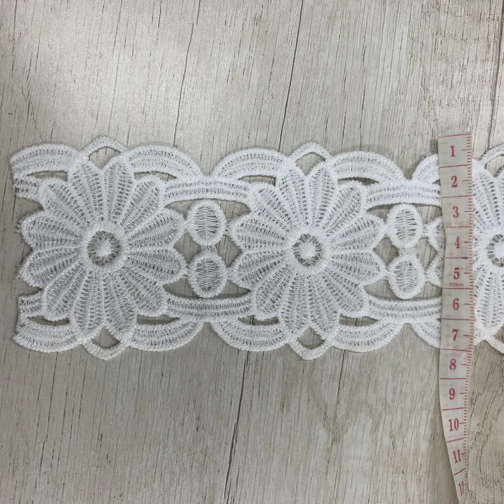 Di alta Qualità Bianco Materiale di Seta del Latte Del Merletto Ricamato Nastro di Cotone 3d Fiore Trim Pizzo Rifilatura