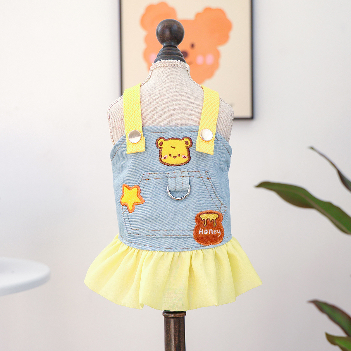 Gonna in denim con orsetto di miele