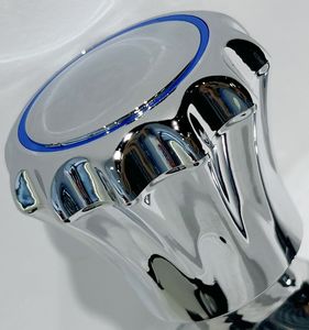 Hiện Đại Duy Nhất Nước Lạnh Vòi Nước Cho Máy Giặt & Lau Hồ Bơi ABS Xử Lý Đơn Nước Lạnh Vòi Nước Bởi Nhà Sản Xuất - Product Image 3