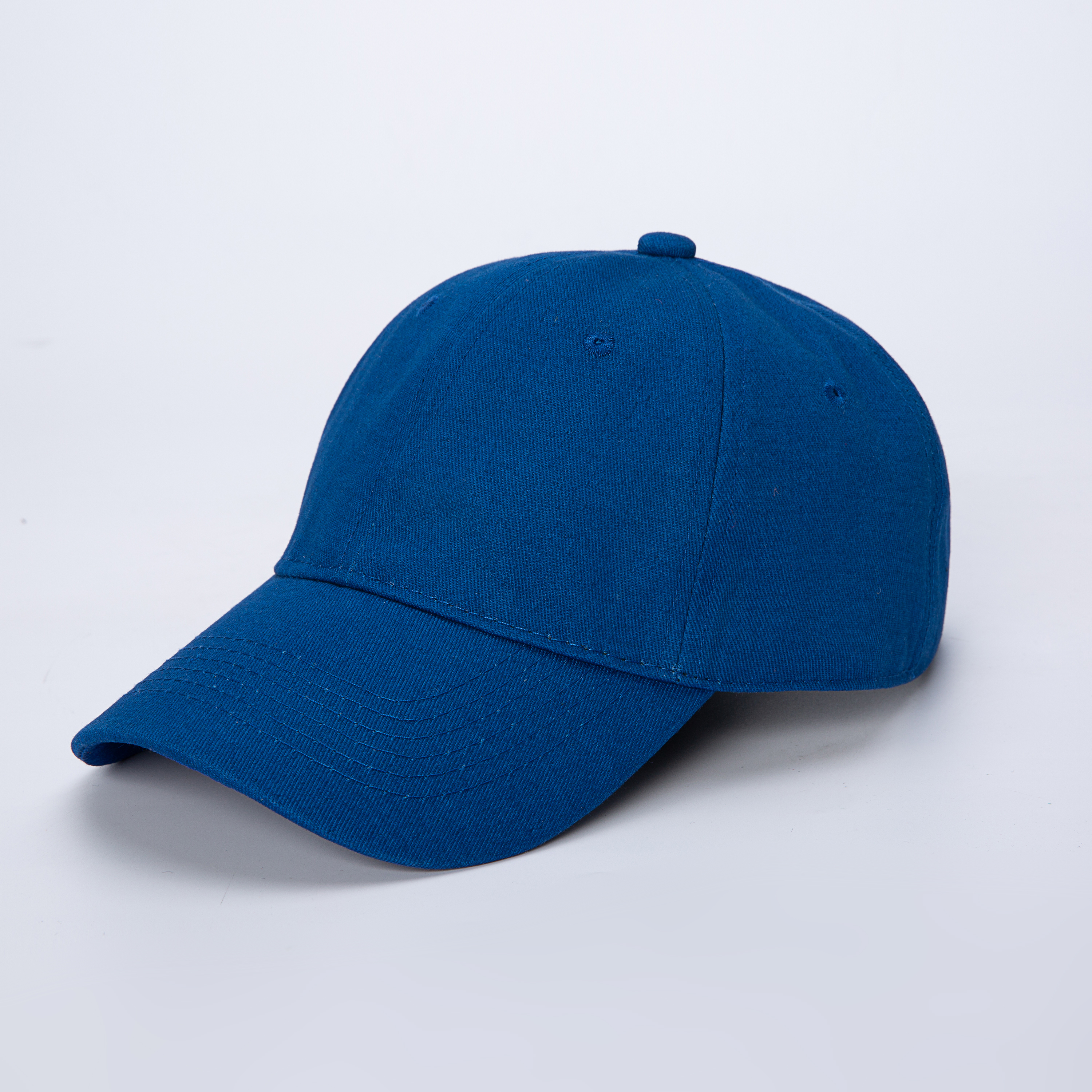 รอยัลบลู