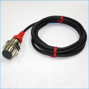 Sensor de proximidad de cilindro universal F & C Interruptor de proximidad del interruptor de proximidad M18 Sensor de tipo blindado inductivo - Product Image 3