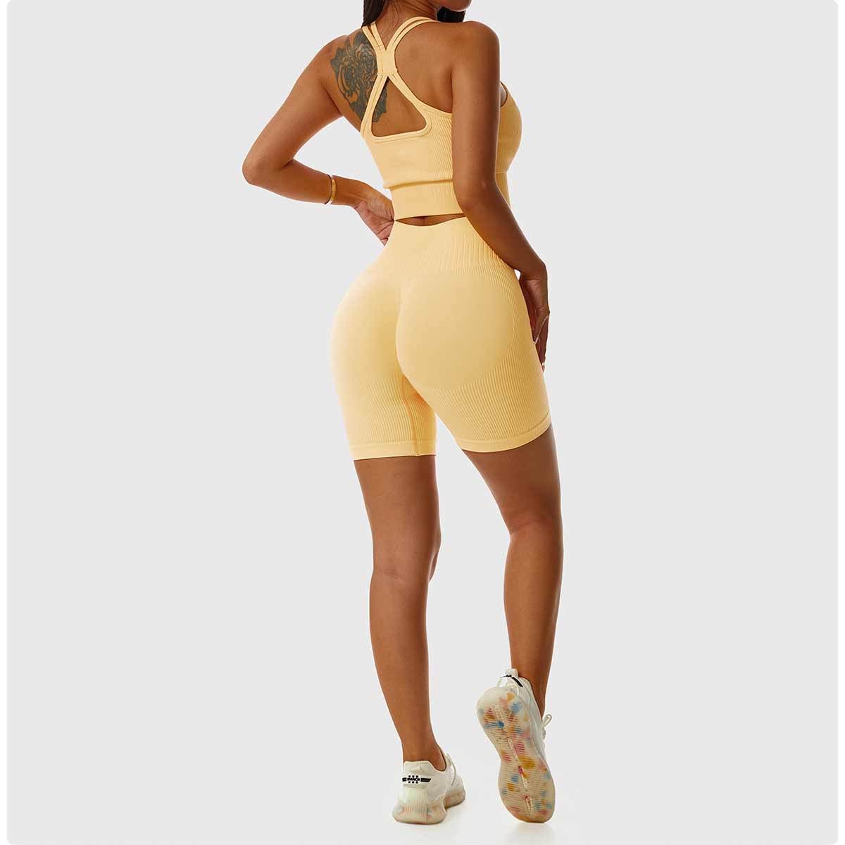 Yellow-Shorts