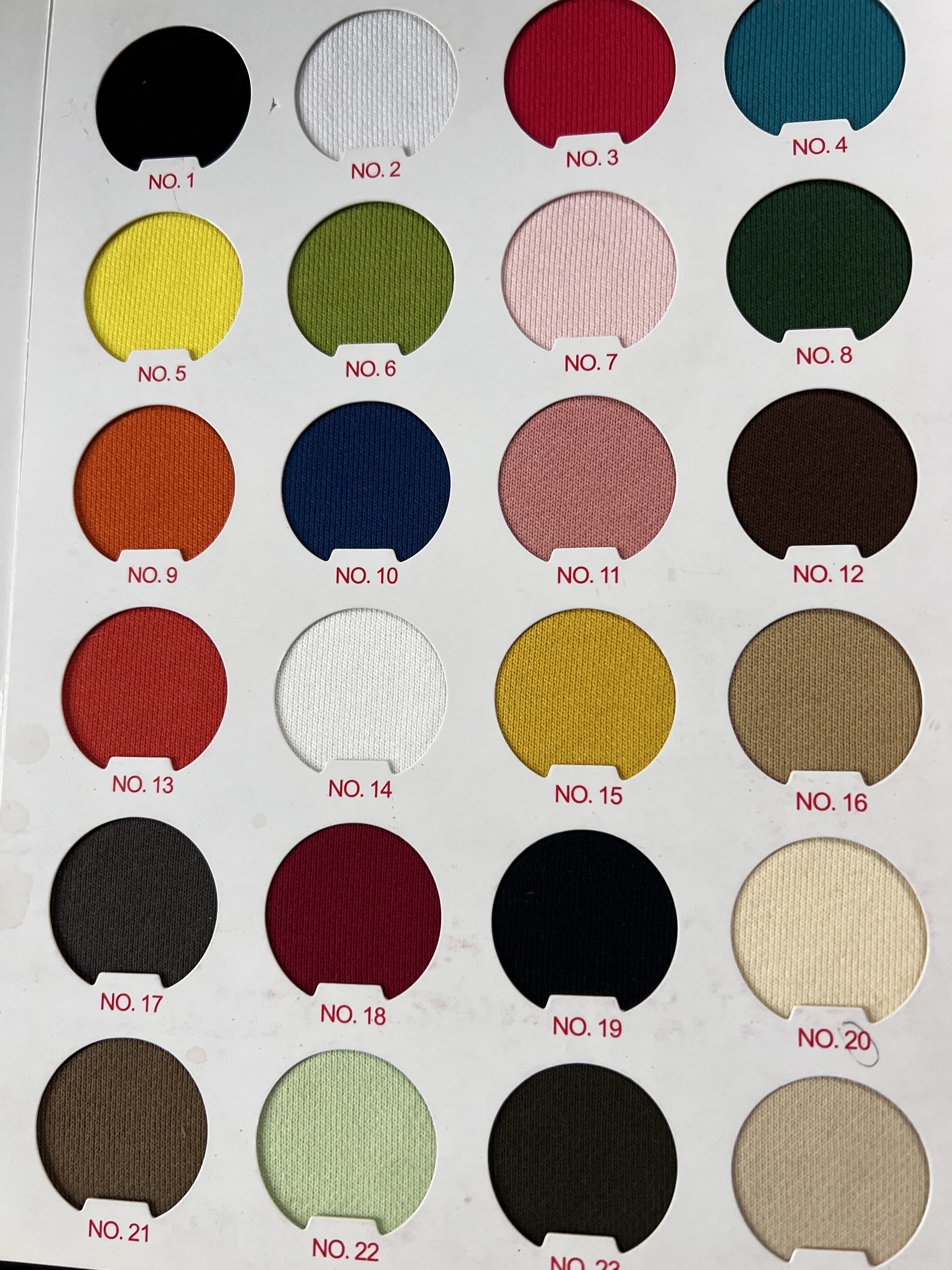 สีเหลือง