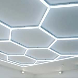 Luce esagonale per Garage 8 * 16ft ad alta luminosità AC 220V lampada da soffitto per officina a nido d'ape luce da lavoro