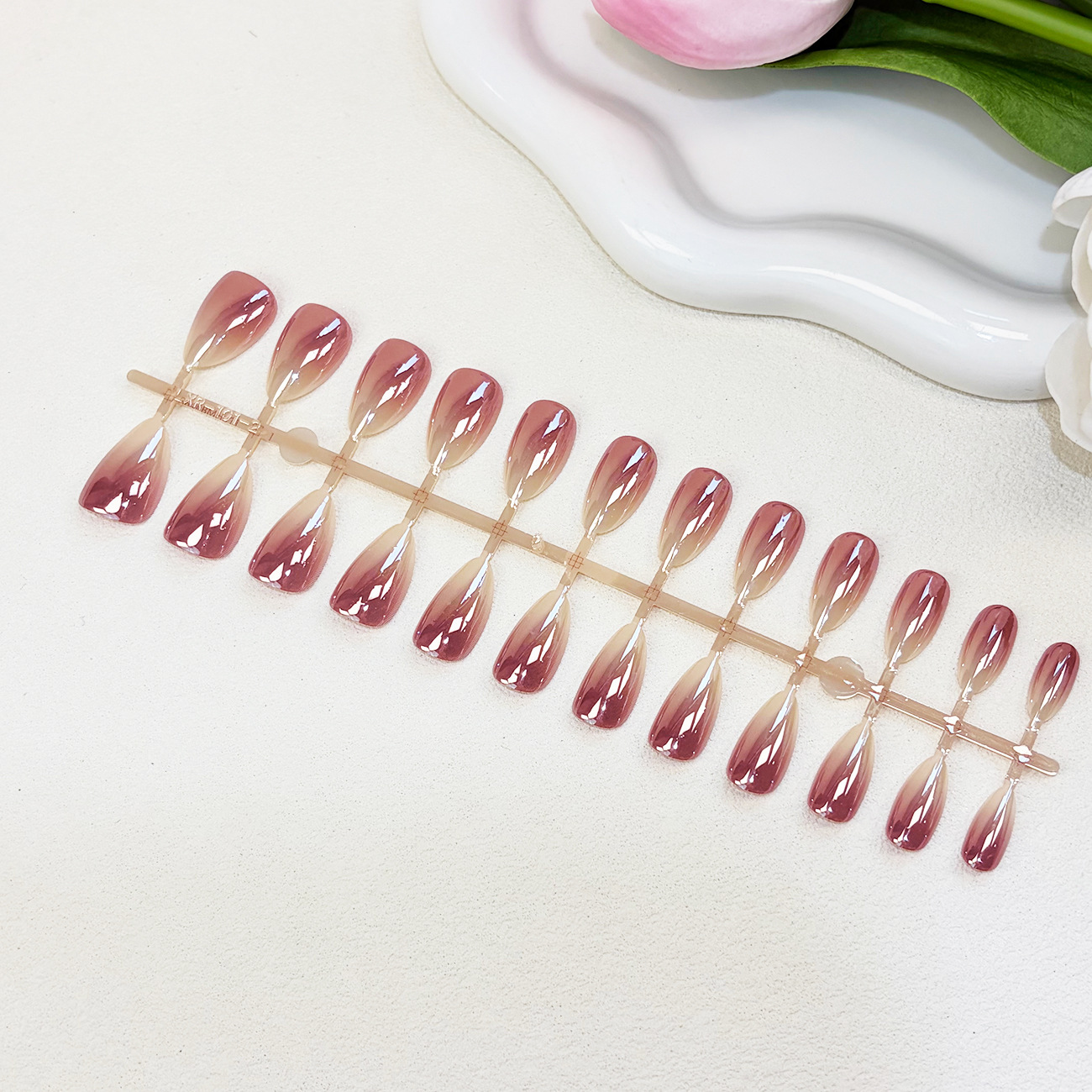 Wine red gradient nail art