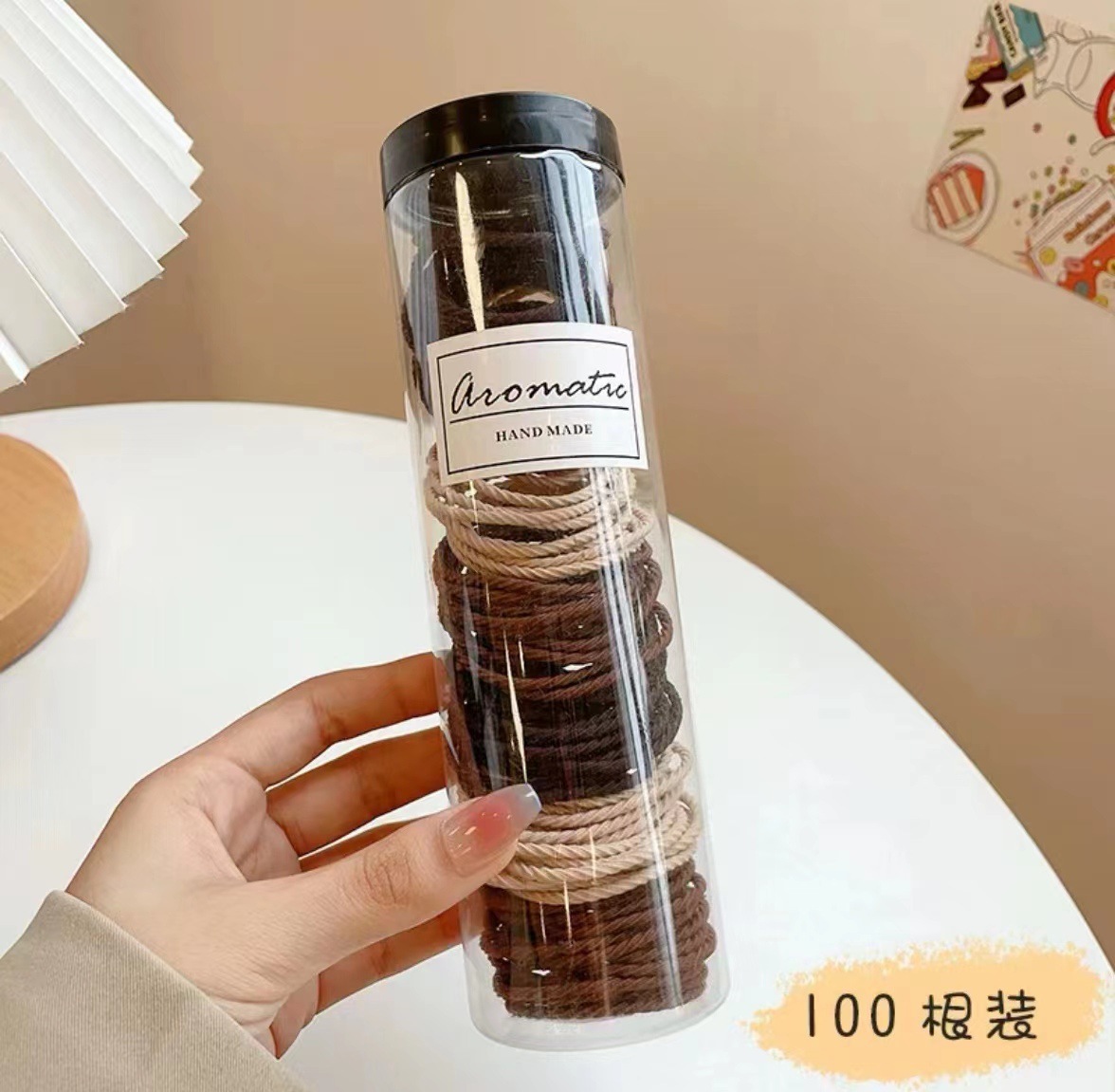 Arbre brun couleur 100 bâtons dans un bocal
