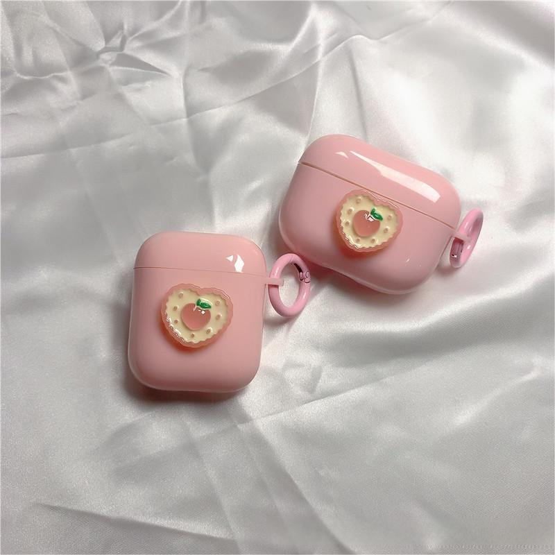 3D Heart-Shaped Peach Foundation Holder Keychain