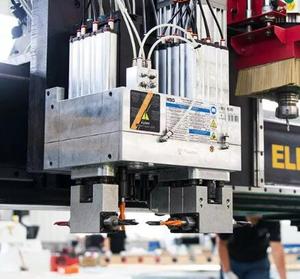 Nuevo producto personalizado, máquinas de fabricación de puertas de armarios de cocina, enrutador CNC ATC, enrutador CNC automático 2040 para la industria del mueble - Product Image 3